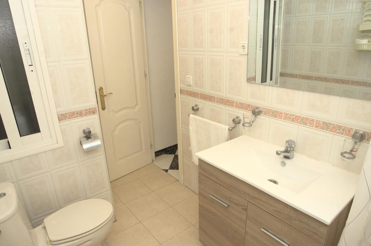 Habitacion En El Corazon Del Centro De Málaga Buitenkant foto
