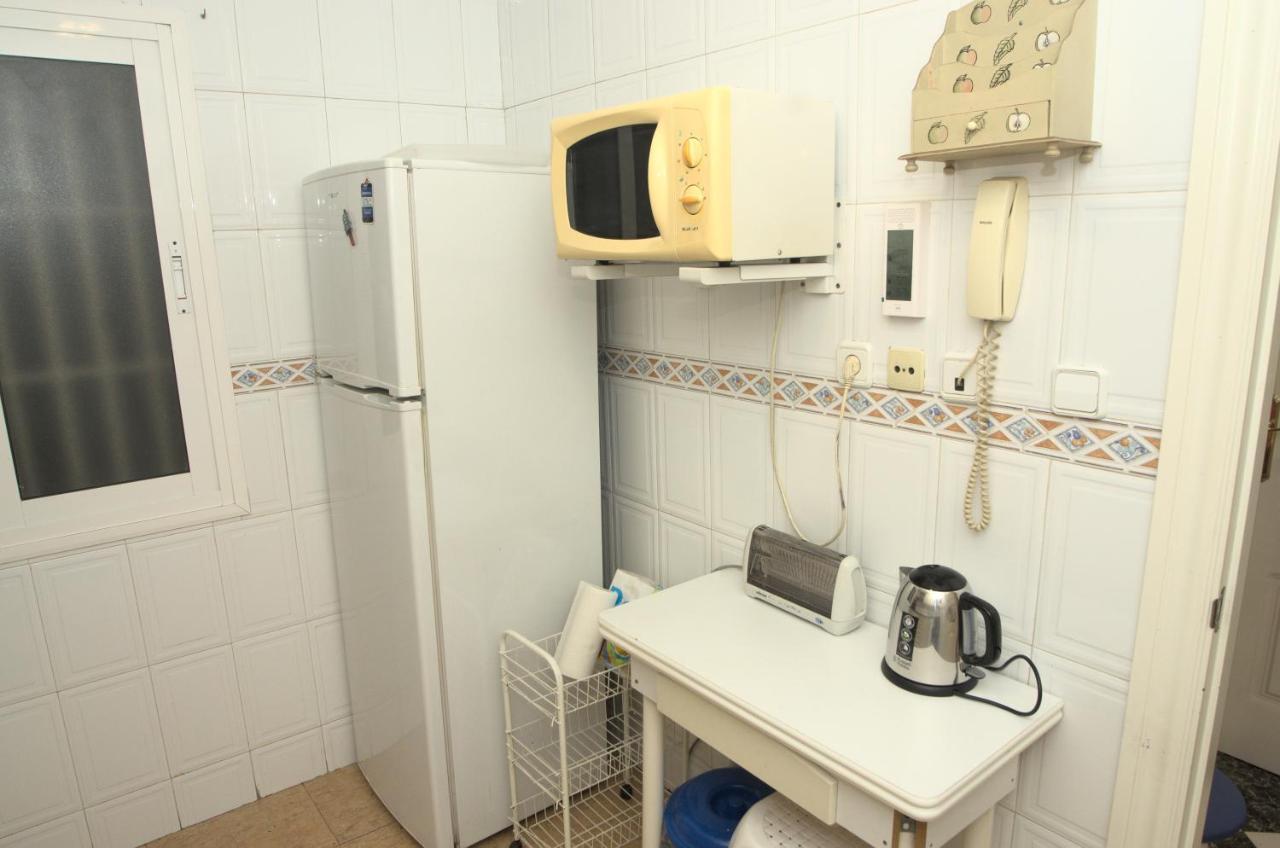 Habitacion En El Corazon Del Centro De Málaga Buitenkant foto
