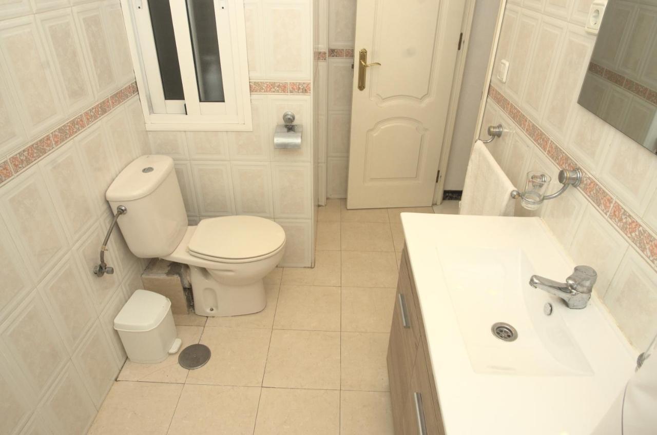 Habitacion En El Corazon Del Centro De Málaga Buitenkant foto