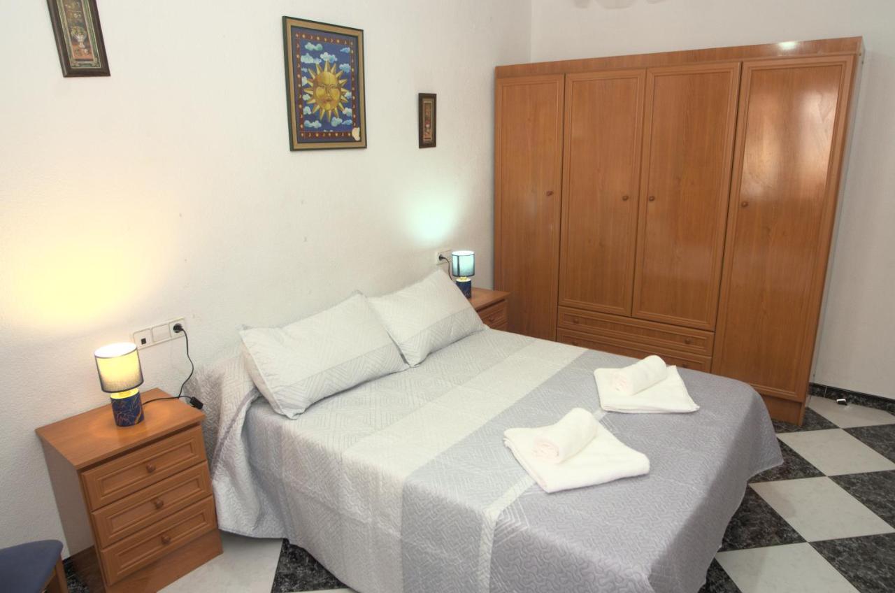 Habitacion En El Corazon Del Centro De Málaga Buitenkant foto